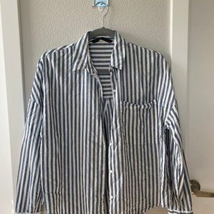 Zara Relaxed Button-up Blouse (BlueStripes/Medium)